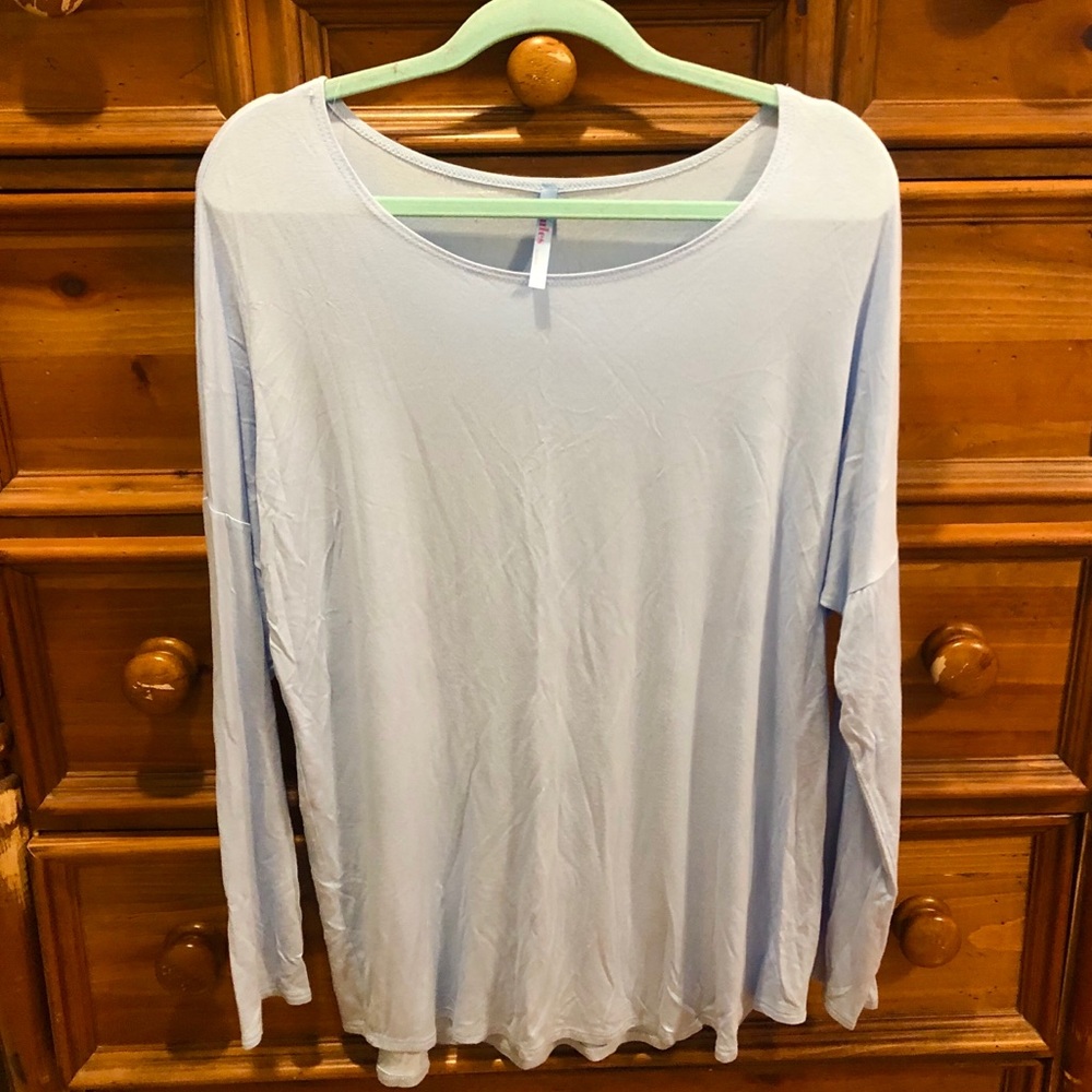 Azules • sky blue Piko style tee • size L